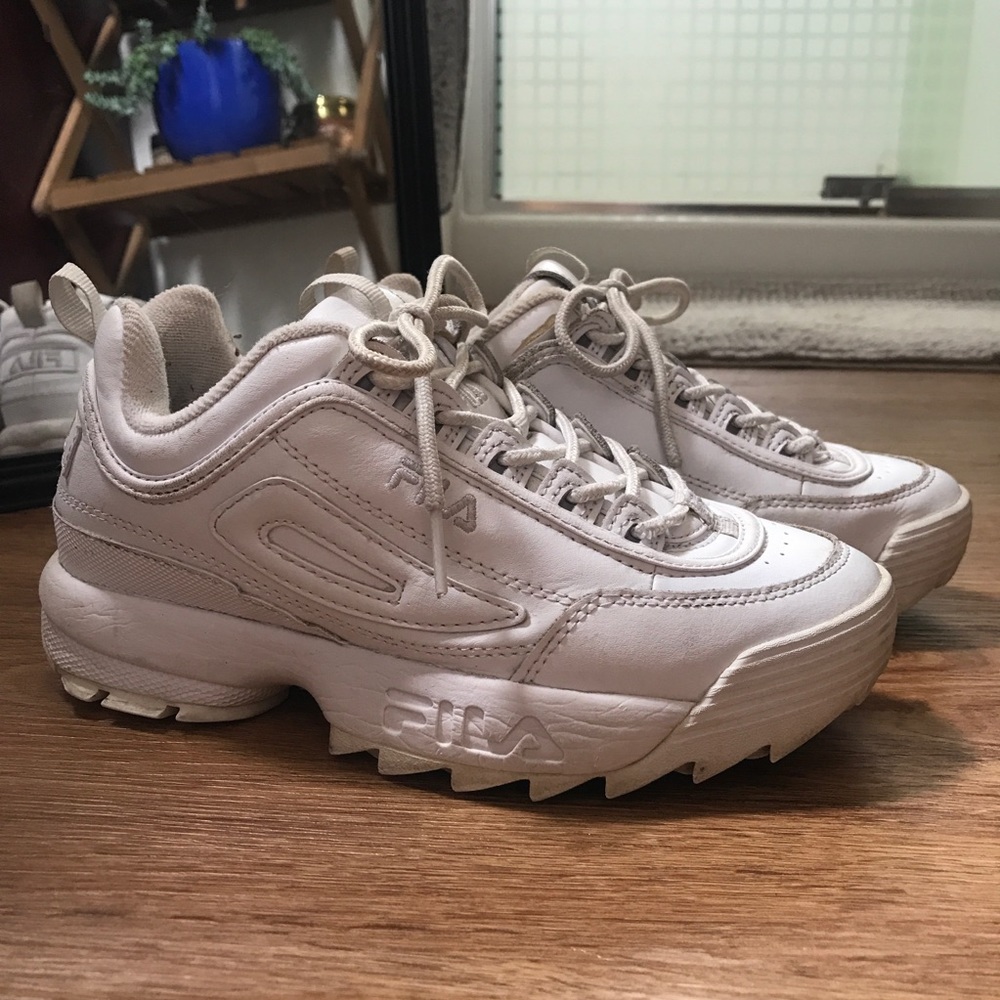 ❌ SOLD ❌ White Fila Disruptor 2